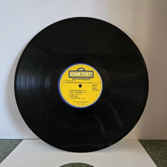 Sesame Street Vinyl - Picture 3 of 4